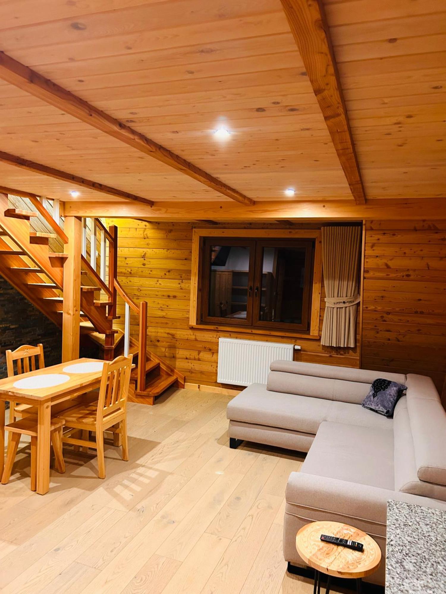 Stella Haus Apartment Dzianisz Luaran gambar